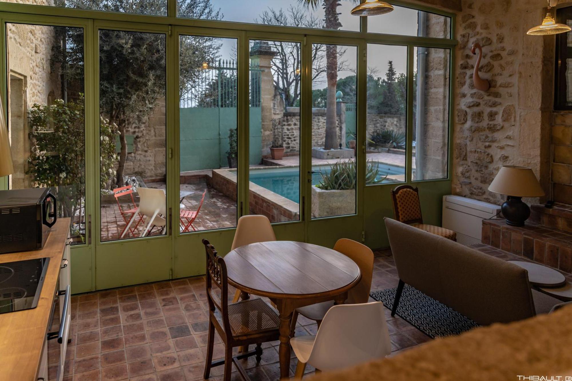La Demeure Bed And Breakfast Aubais Exterior foto