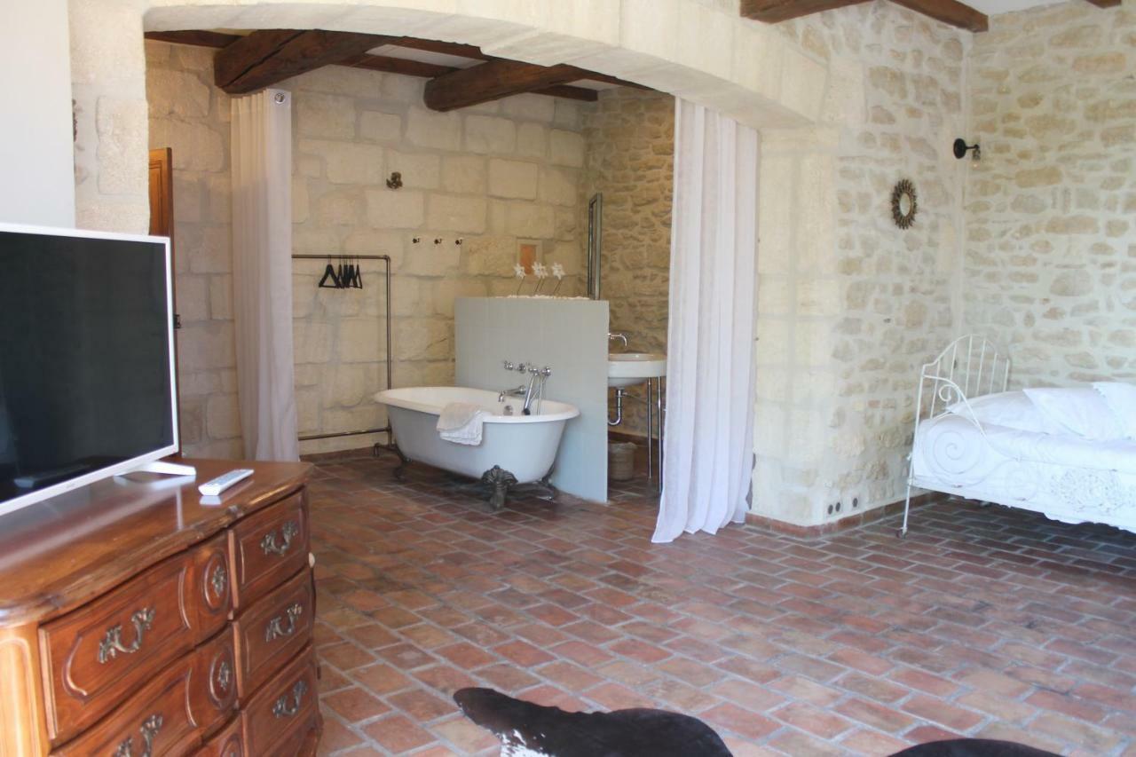 La Demeure Bed And Breakfast Aubais Exterior foto